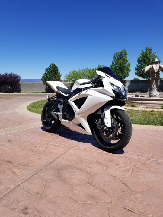 09 GSXR 750