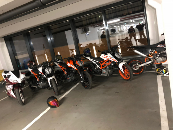 KTM DUKES