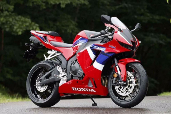 More photos of the new Honda CBR600RR