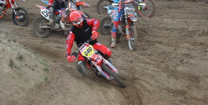 Motocross Lehrgang Pflückuff