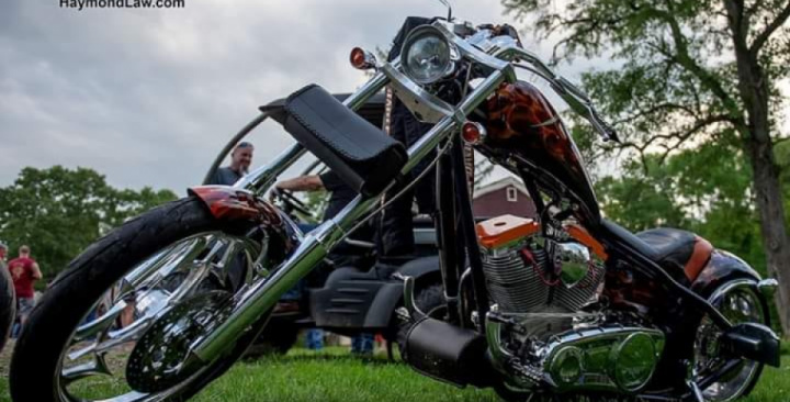 Bikers having Dinner with Shovelhead