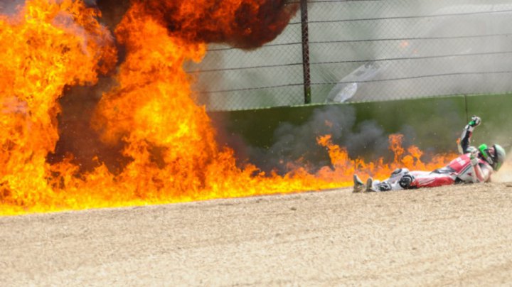 Eugene Laverty-Crazy Crash in World Superbike (Imola, Italy)