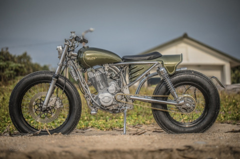 Cowboy’s Chopper: Brat-custom Hartford HD200