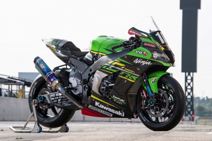 A closer look at Kawasaki Ninja ZX-10RR Suzuka 8-Hours