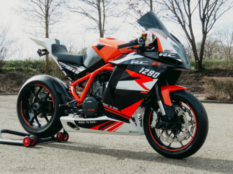 KTM 1290 RC8 R by 99999Daan