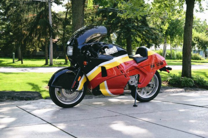 1988 Buell RR1200 Battletwin