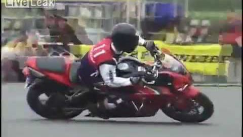 UNREAL! Worlds Most Precise Motorbiker - Japan